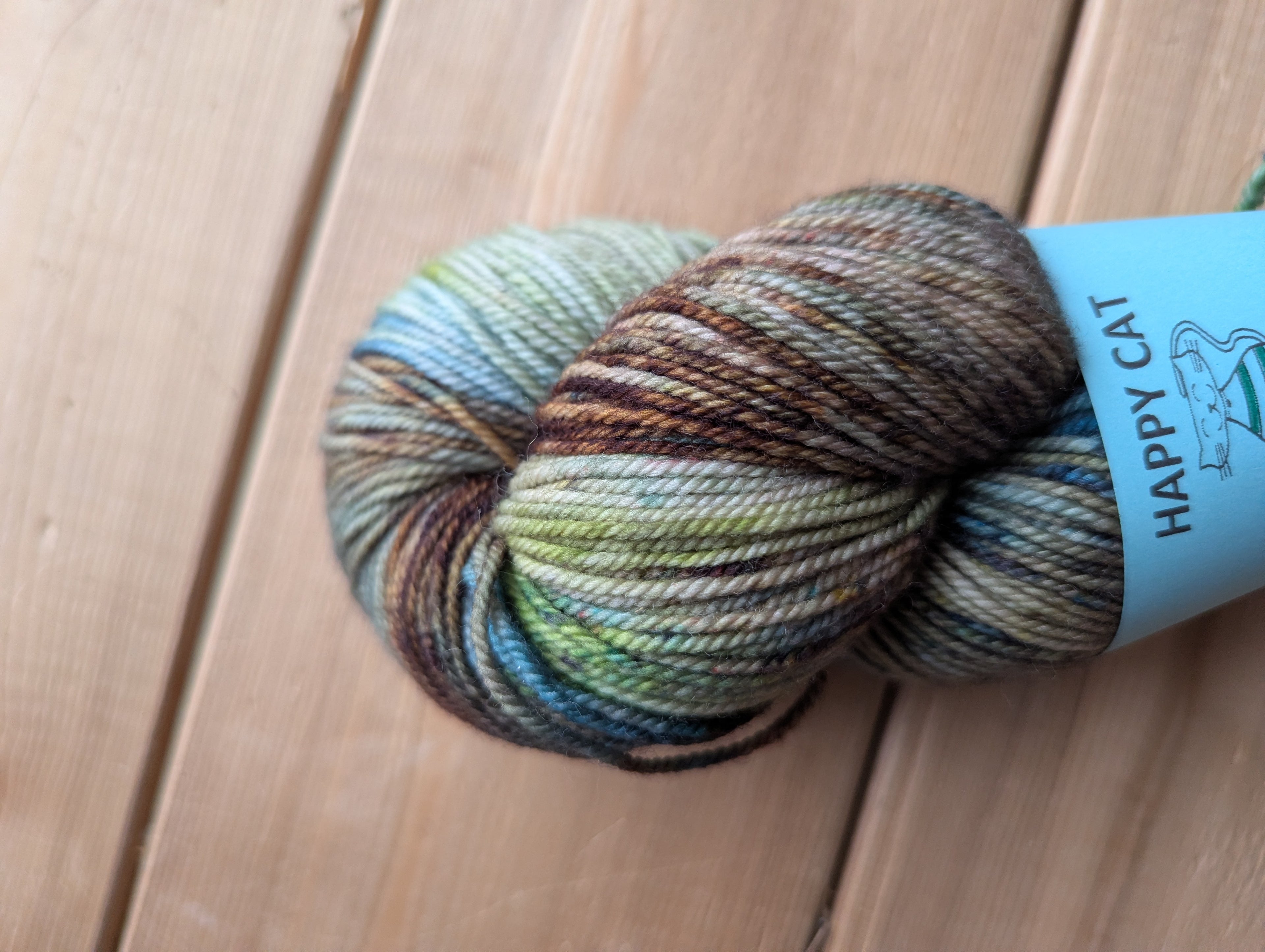 Happy Cat Yarn - DK 80/20