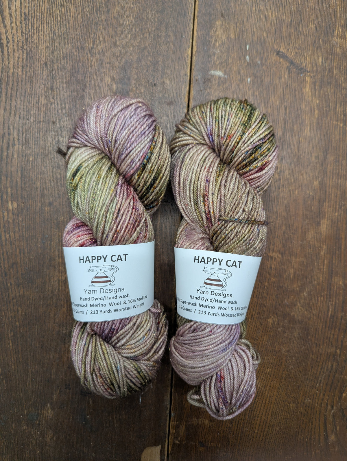 Happy Cat Yarn - Gold Sparkle Worsted
